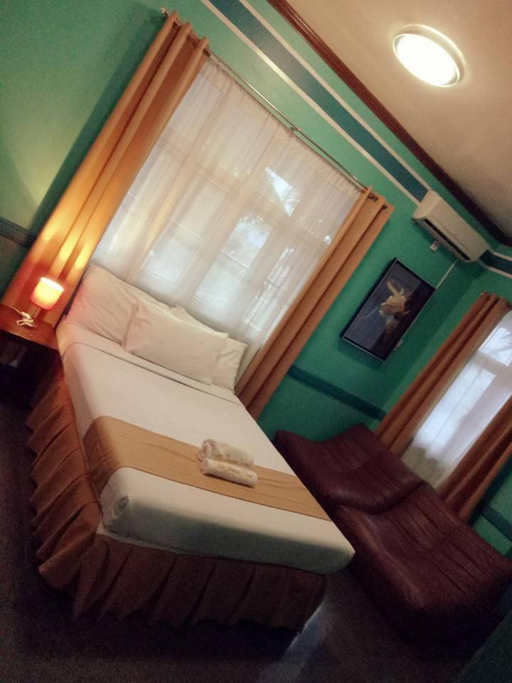 Villa Jhoana Resort Angono Rom bilde