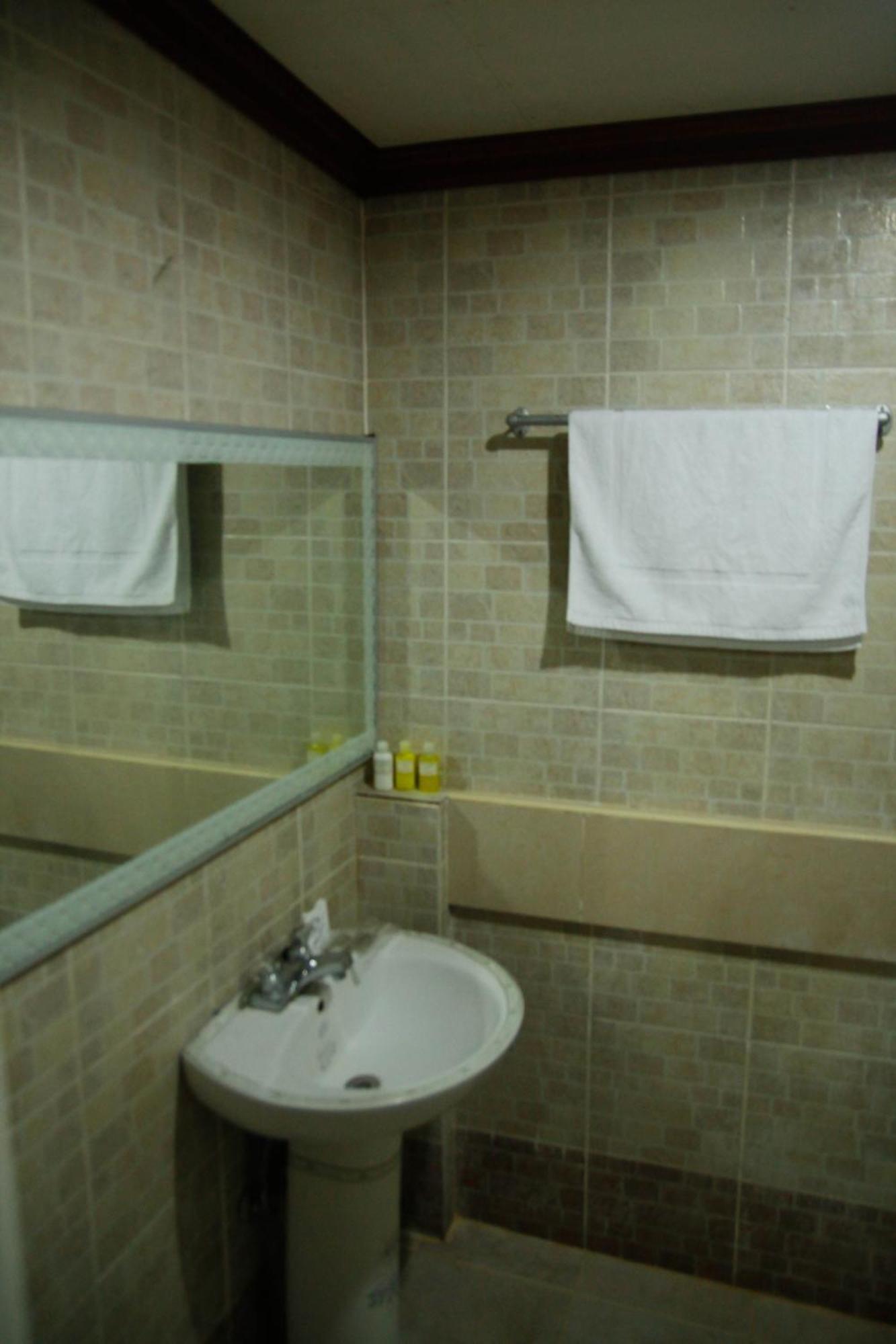 Villa Jhoana Resort Angono Rom bilde
