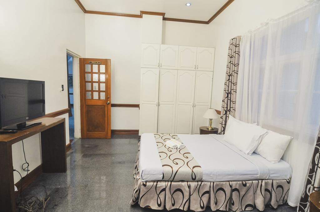 Villa Jhoana Resort Angono Eksteriør bilde